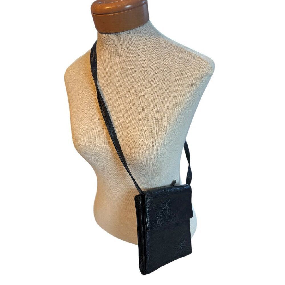 Tusk Black Leather Crossbody Bag With Multiple Card Slots & Adjustable Strap